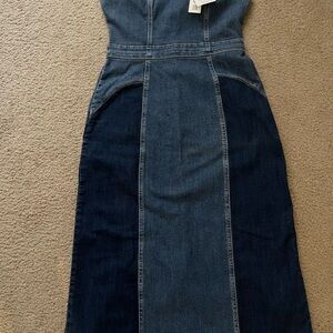 Blue Denim Jeans Color-Block Design